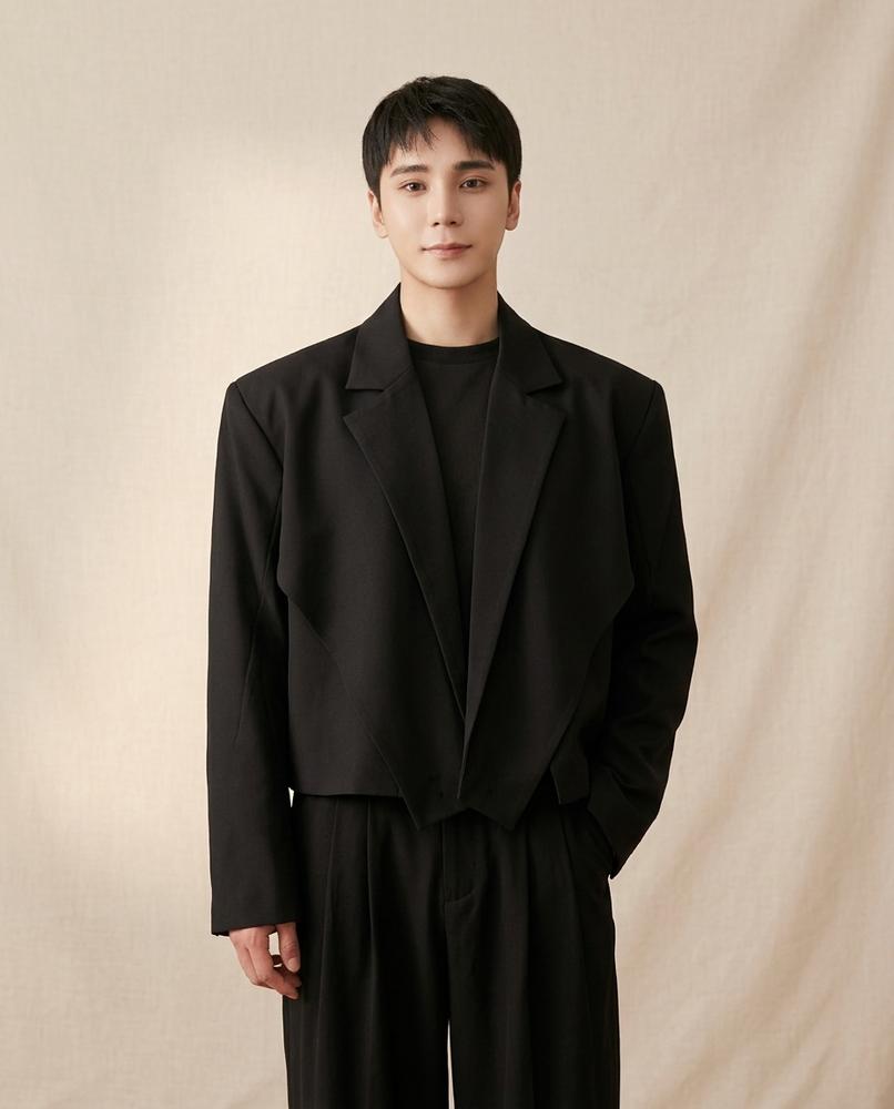 Lands Fashion - Aukod | Cropped Boxy Blazer Men